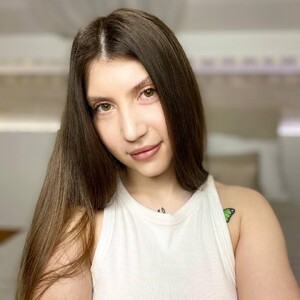 Little_m1ss webcam profile - Ukrainian