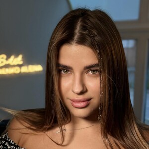Hot_mommy_ivy webcam livesex profile